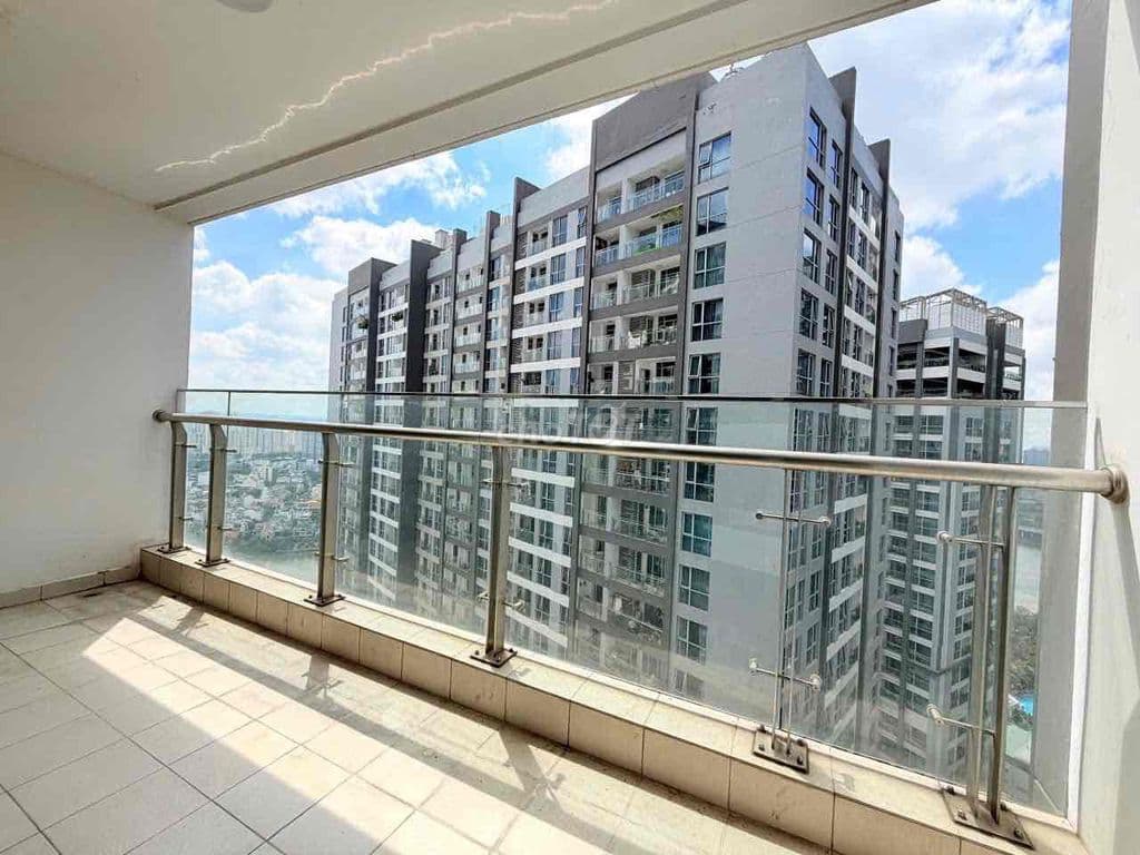 Chính chủ bán căn gấp căn hộ 3 Phòng ngủ vinhome tân cảng