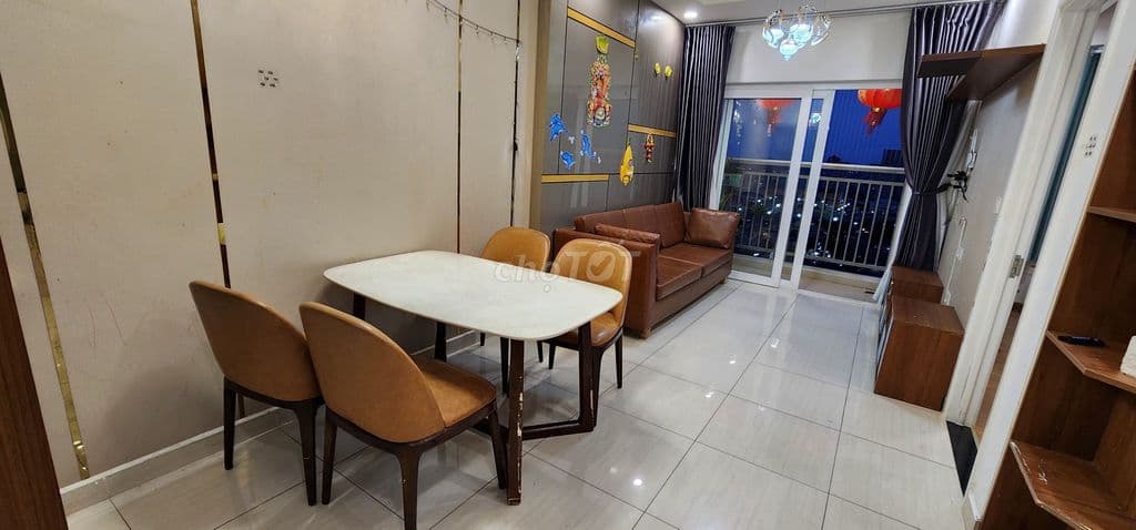 Bán căn hộ 69m2 view hồ bơi, 2PN, 2WC full nội thất cao cấp