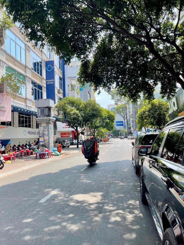 Bán Nhà Trung Tâm Q1