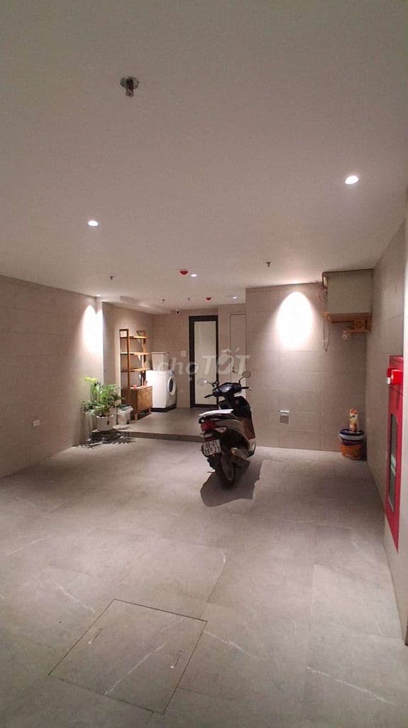 Bán Nhà Phố Lạc Long Quân Tây Hồ - Nhà Xây Mới - 8 Tầng Thang Máy - Ảnh 2