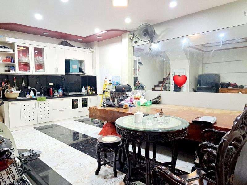Ngọc Khánh, 3 gác đỗ, ngõ thông, lô góc, dân xây, full đồ, ở luôn - Ảnh 2