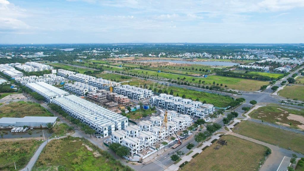 Rổ hàng Nhà phố Đông Tăng Long. 5x20 giá 7.8 tỷ- song lập 8x20 11 tỷ - Ảnh 3