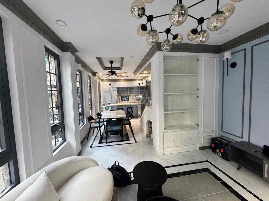 Q1 GÓC 3MT - HẺM XE HƠI 6M - NGANG 10M - 50M2 - THU NHẬP 50Tr/Tháng - Ảnh 2