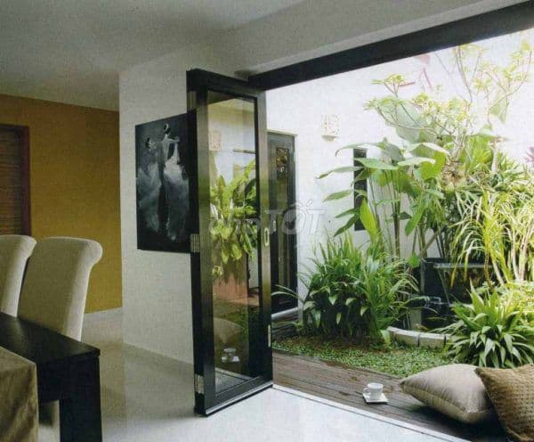 Chính chủ bán nhà 69m2, full nội thất cc, ngõ ôtô nhỏ, không quy hoạch