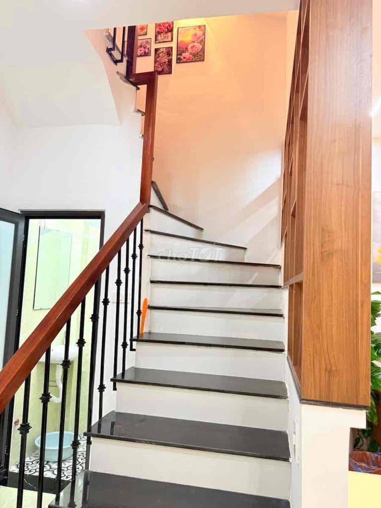 Ngõ thông, VF3 vào nhà, lô góc, Thanh Nhàn nhà đẹp, dân xây chắc chắn - Ảnh 3