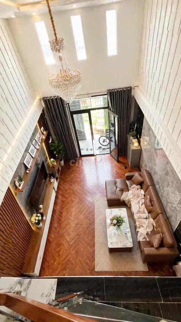 NHÀ 3 TẦNG MỚI – DIỆN TÍCH RỘNG 60M² – 50M RA HẺM XE HƠI - NHỈNH 7 Đ - Ảnh 2