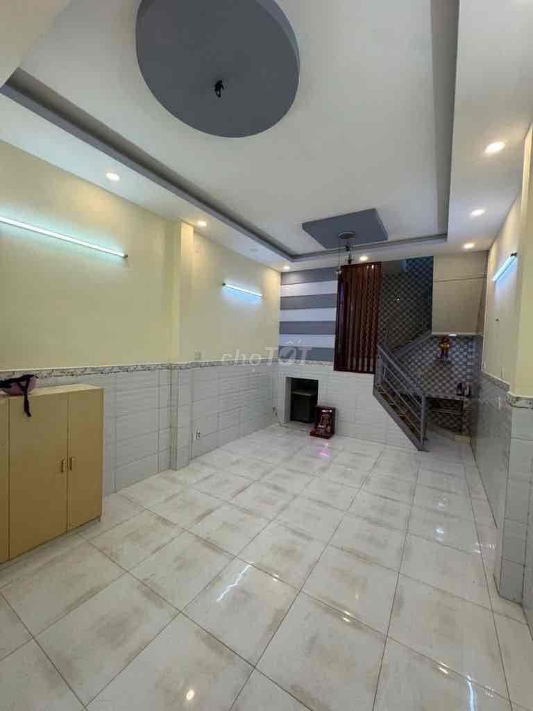 KHU PHÂN LÔ BÌNH TRỊ ĐÔNG - ĐƯỜNG THÔNG 5M - NHÀ MỚI ĐẸP 2 TẦNG Ở NGAY