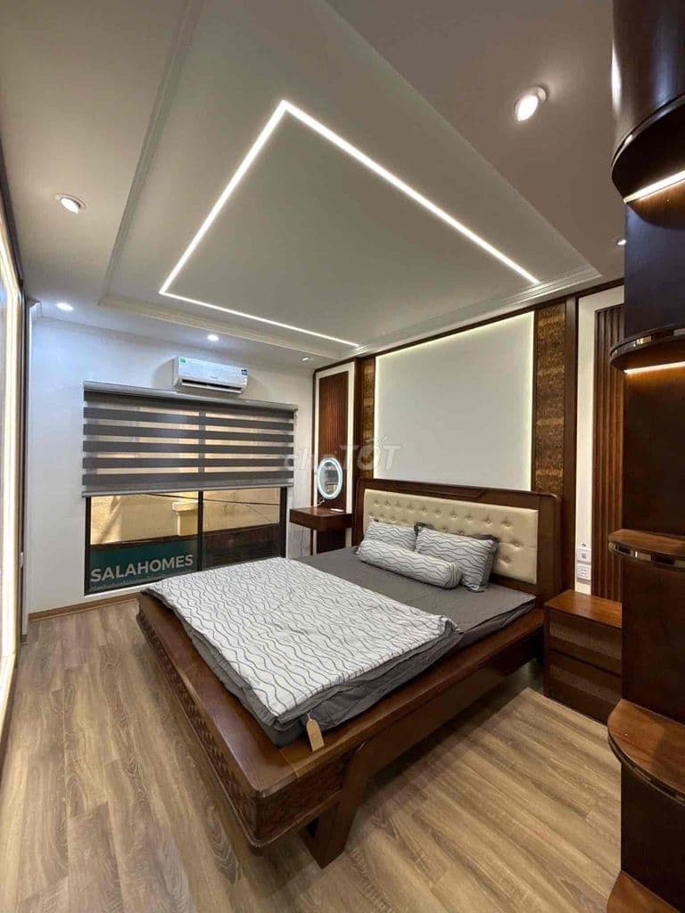 chủ thua lỗ bán căn 7 tầng , dt 36m2 , mt 3.3m , hàng hiếm Bán Gấp