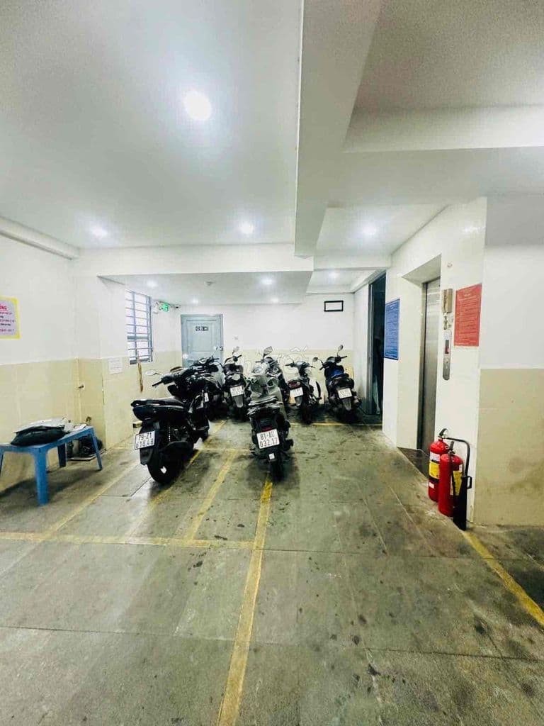 212m2(11x20)180triệu/tháng dòng tiền CĂN GÓC 6 tầng-24 phòng Hẻm ô tô