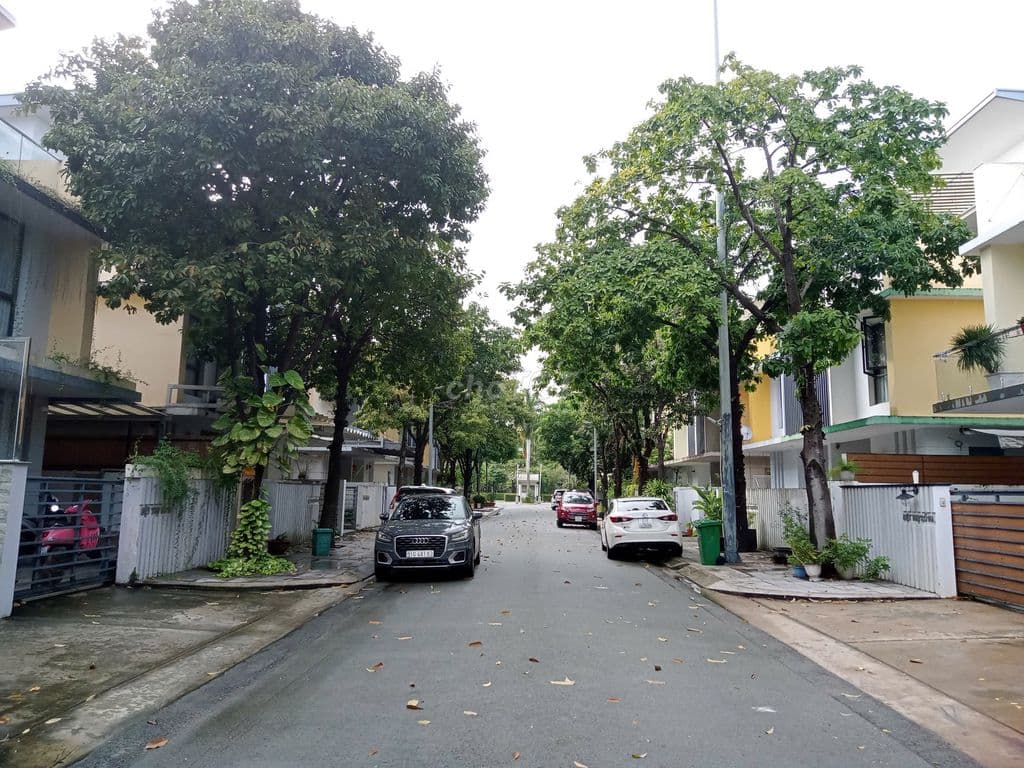 Bán biệt thự Garland 194m2 3L4PN gần Đỗ Xuân Hợp, Khang Điền, Gia Hòa