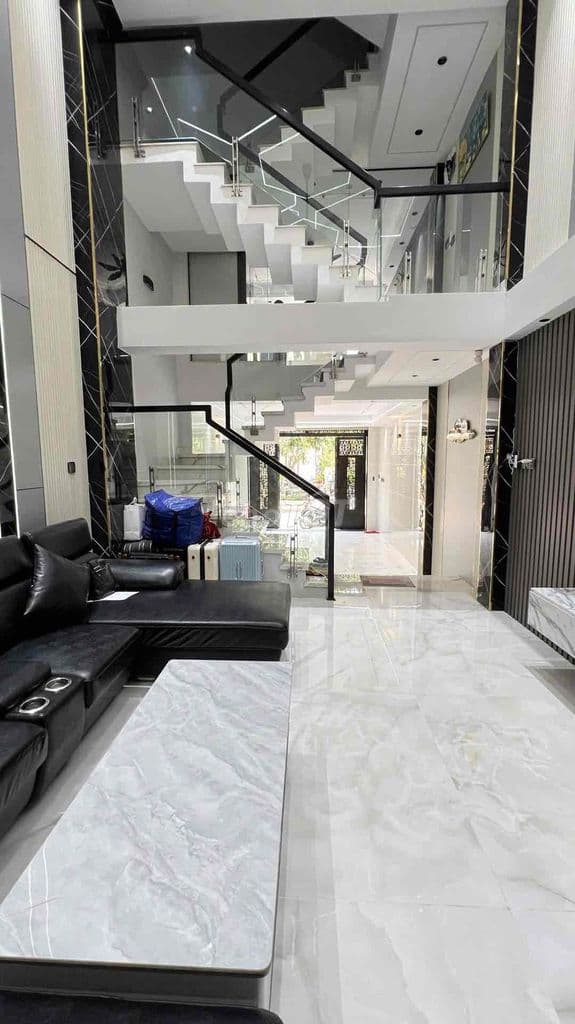 🏡🏡 Bán Nhà 5 Tầng Đẹp Như Ngọc Trinh - Ngay Khu Phân Lô ( Bình Tân ) G - Ảnh 2