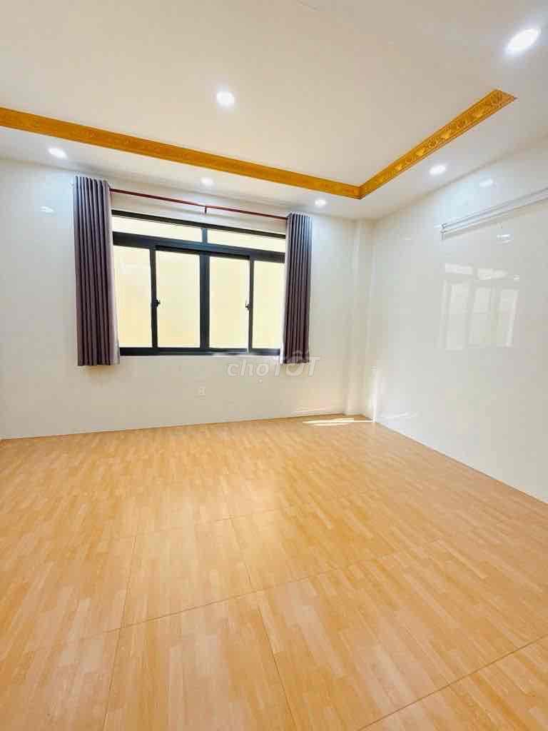 MẶT TIỀN TÊN LỬA SIÊU VIP 100 MÉT CHỈ 10 TỶ XÍU GÂN NHÀ THỜ - Ảnh 3