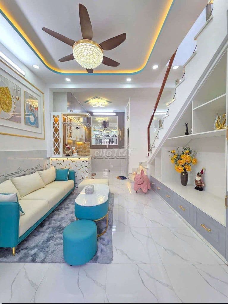 1,790 tỷ TL nhà 1 lầu 2 PN 4 x 8 mặt tiền hẻm 2829/Huỳnh Tấn phát