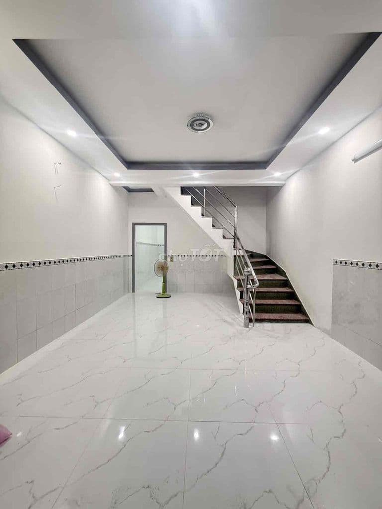 60m2 -20m2 sân-2PN-2wc nhà giữ tiền nhà cho thuê Tương lai mở đường - Ảnh 3
