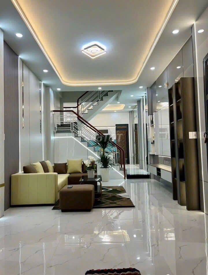 Bán nhà 2 lầu 5x21m giá 950 triệu, trả trước 300 triệu nhận nhà ở. - Ảnh 2
