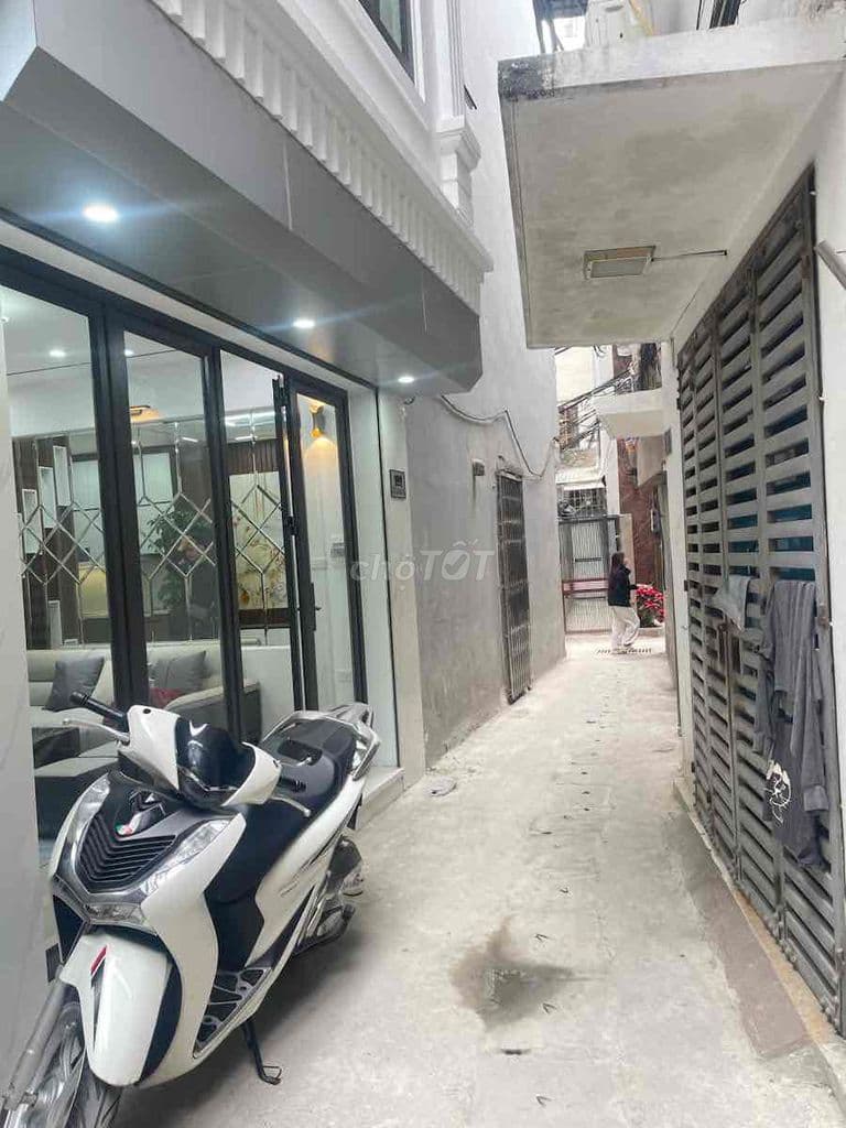 TUYỆT PHẨM CỰC HIẾM PHỐ TRẦN ĐẠI NGHĨA NGÕ THÔNG FULL NỘI THẤT Ở NGAY.