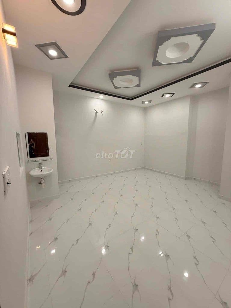 NHÀ MỚI XÂY. CHỦ CẦN BÁN. NHANH - Ảnh 3