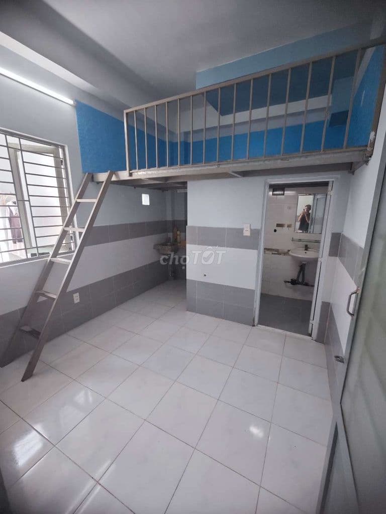 Cho thuê Phòng có gác vs máy lạnh - Ảnh 2