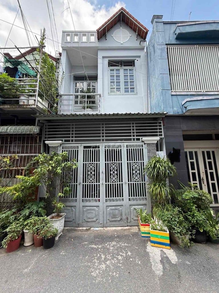 bán nhà đường ô tô Dương Thị Mười, dt 4x16, sổ hồng riêng, giá 4.6 tỷ