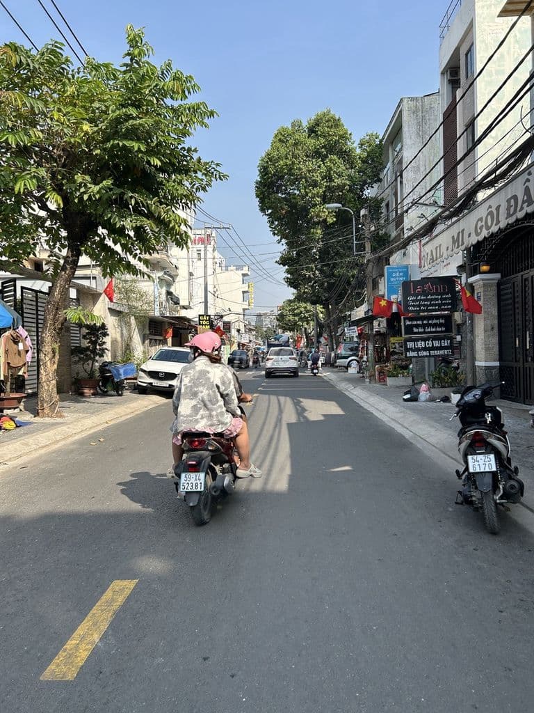 BÁN NHÀ - GÓC 2 MẶT TIỀN ĐƯỜNG NGUYỄN TUYỂN - P. BÌNH TRƯNG TÂY - Ảnh 3