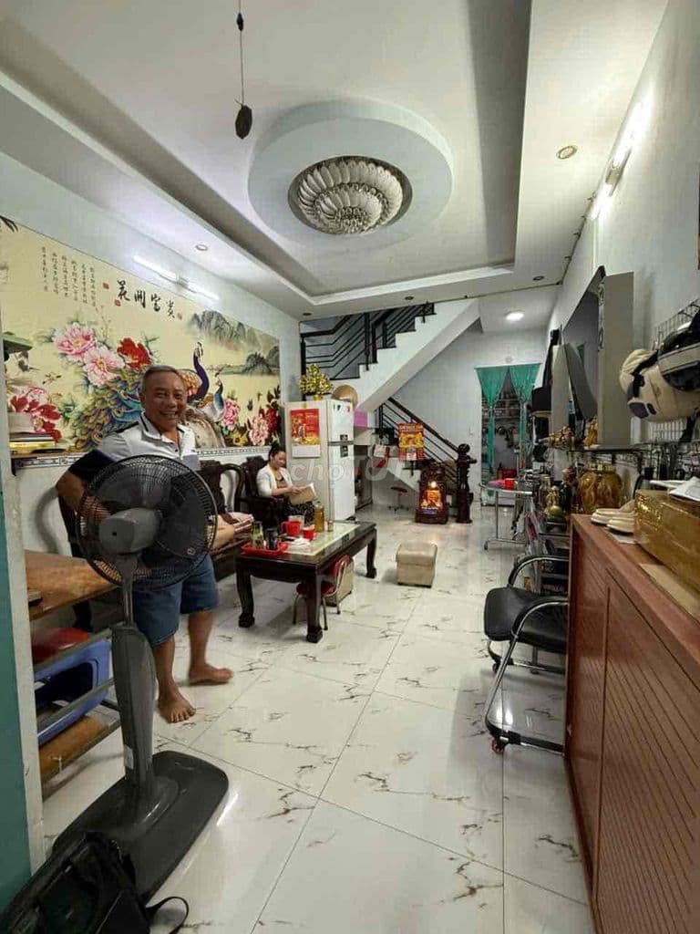 Nhà hẻm 3m Lê Văn Sỹ 35m2 1 trệt 2 lầu giá 5ty4 tl