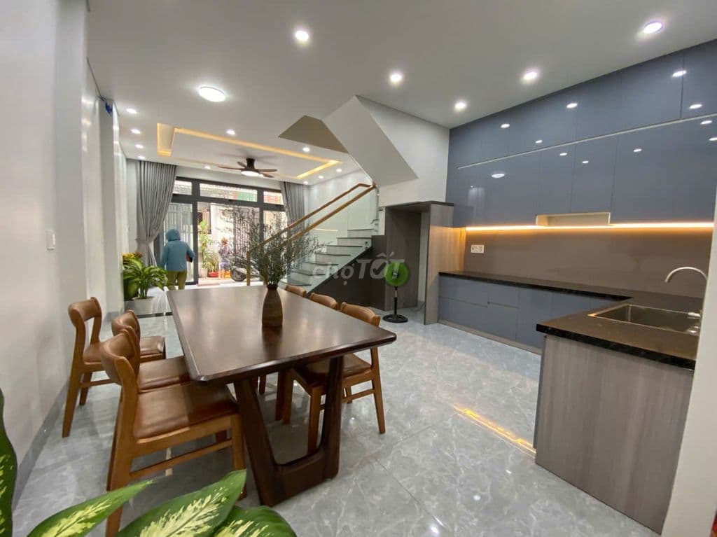 Bán nhà 3 tầng Nguyễn Văn Quá Q12 - Full nội thất - hẻm thông - 5mx12m - Ảnh 3