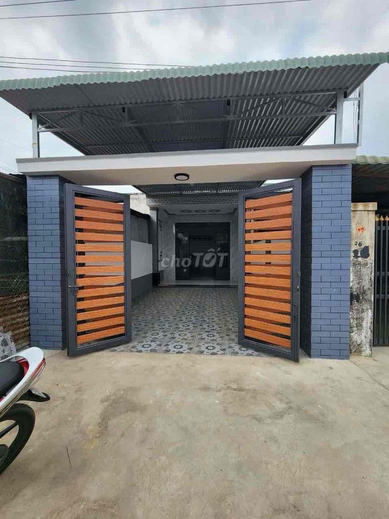 Thanh Lí Căn Nhà Cấp 4 Gấp