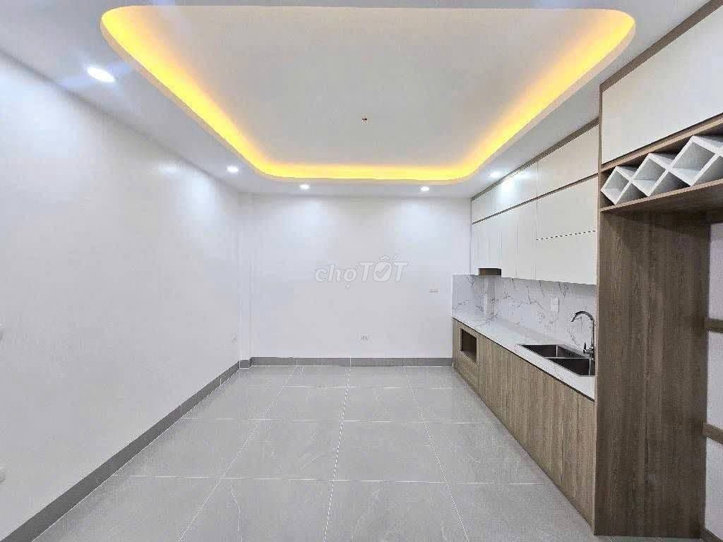 Nhà 4 tầng TT Tứ Hiệp, ngõ thông, ô tô đỗ cửa, sổ vuông đẹp - Ảnh 3