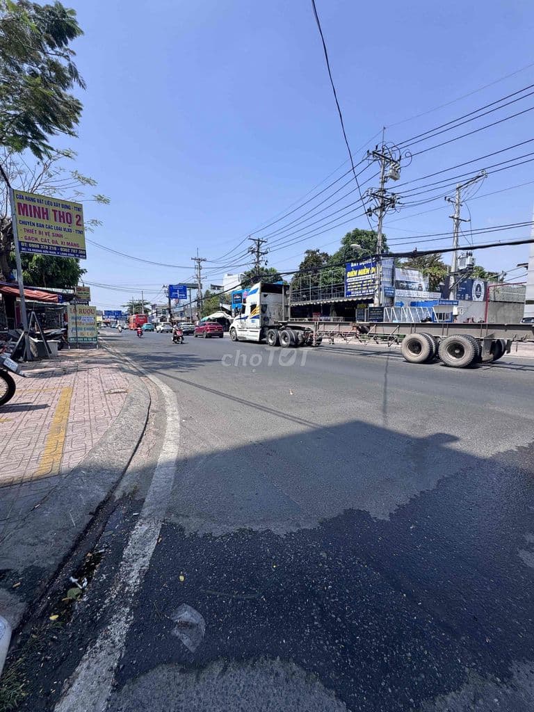 Đất 52m2 ngay ngã 3 Hoàng Hữu Nam - Lê Văn Việt giá đầu tư 4,5 tỷ