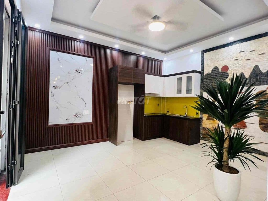 Cần bán gấp nhà phố trần cung bắc từ liêm Hà Nội 30m 5 tầng mt 4,5m ch - Ảnh 2