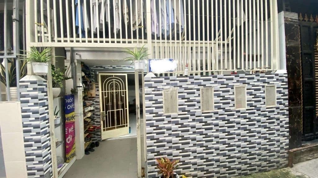 BÁN NHÀ HTP NGANG 4M - KHÔNG QUY HOẠCH - GẦN PHÚ MỸ HƯNG - Ảnh 2
