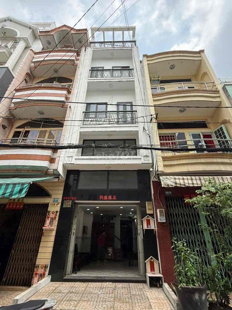 Hẻm kinh doanh 8m xe tải Q11 – Nhà 4 tầng KD tốt giá chỉ 7.7 tỷ