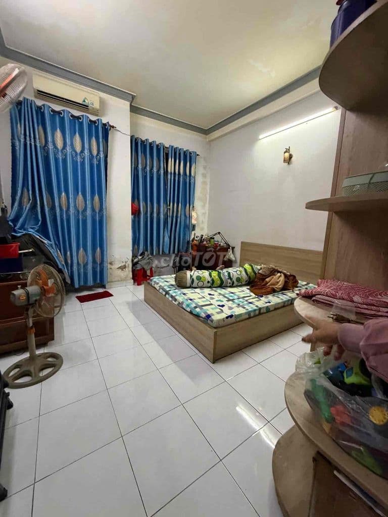 ngay Lê Văn Quới - ngã tư bốn xã - gần đầm sen -Dt 52 - Ảnh 2