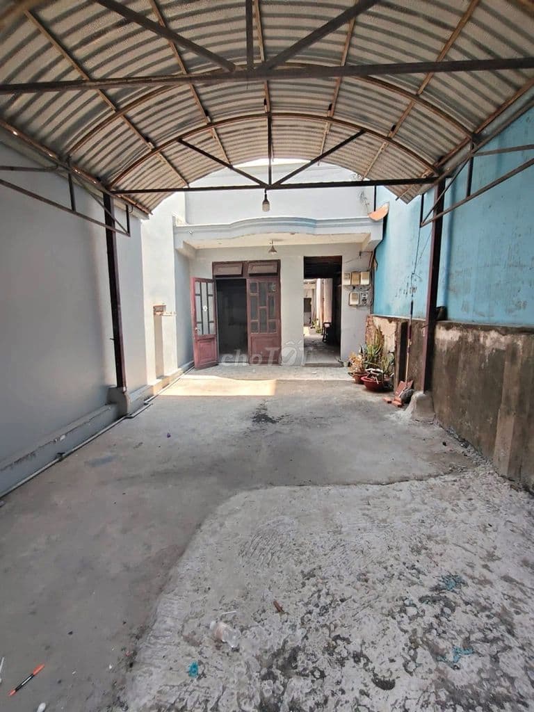 Bán Đất Tặng Nhà Q7 HXH, Ra Nguyễn Thị Thập 180m2, Giá chỉ 14,xx t.ỷ