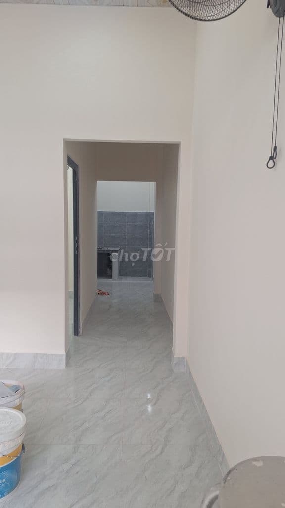 Bán nhà: 4 x 12 sđc công chứng vi bằng