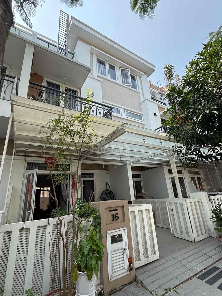 Cần bán Nhà phố Lovera Khang Điền 5x16 Full NT