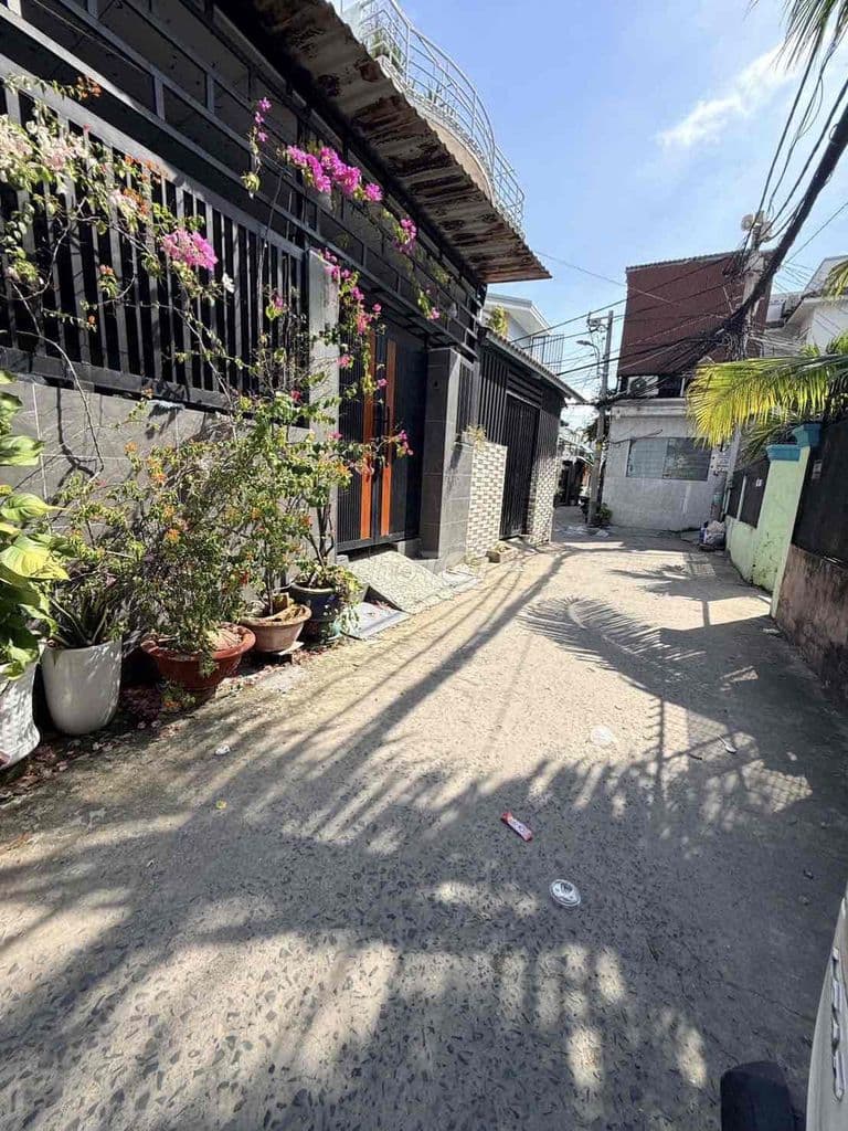 Ngang 6m - quận 7 - sổ riêng - chỉ 3T2 - TL chính chủ - Ảnh 2