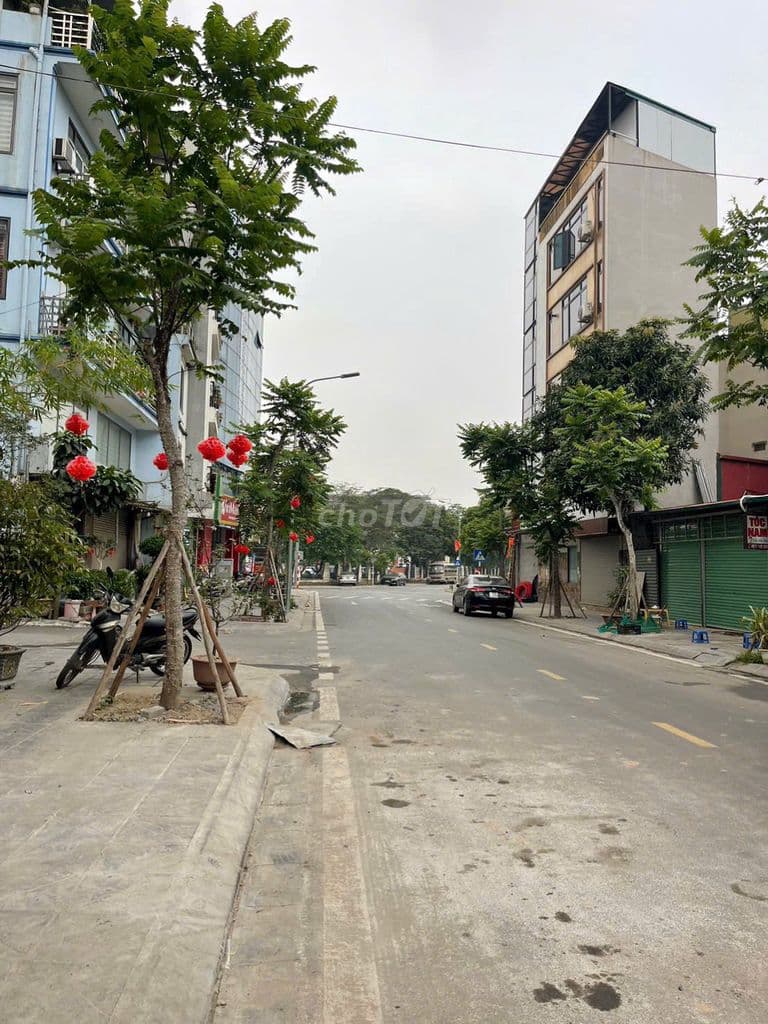 Bán đất phúc lợi, 61m2 mặt phố đường to - Ảnh 3