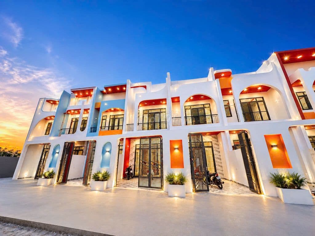 600TR NHÀ MỚI 1 LẦU 105m² SỔ RIÊNG gần chợ Bình Chánh chợ BÌNH ĐIỀN