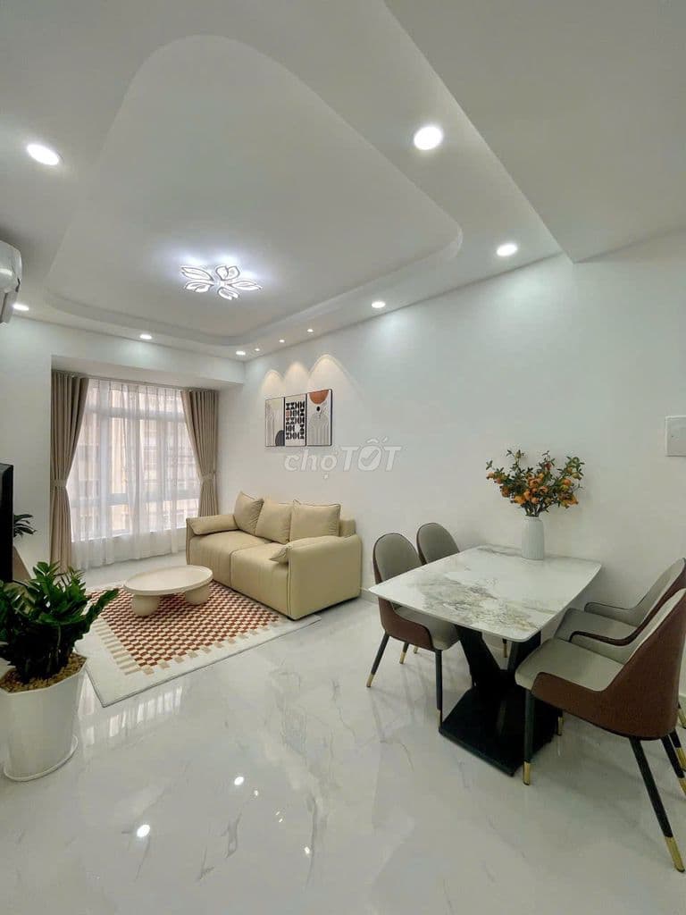 Cần bán nhanh căn hộ Sky Garden, PMH,Q7 nhà đẹp, mới 100%, giá tốt