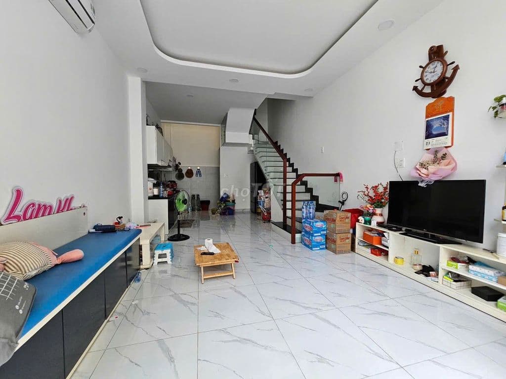 Nhà Đẹp 2 Tầng. Trần Quốc Thảo, kế Kỳ Đồng. DT(4x10m). Full nội thất - Ảnh 2