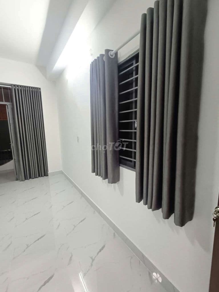 BÁN NHÀ HẺM 100 DƯƠNG BÁ TRẠC