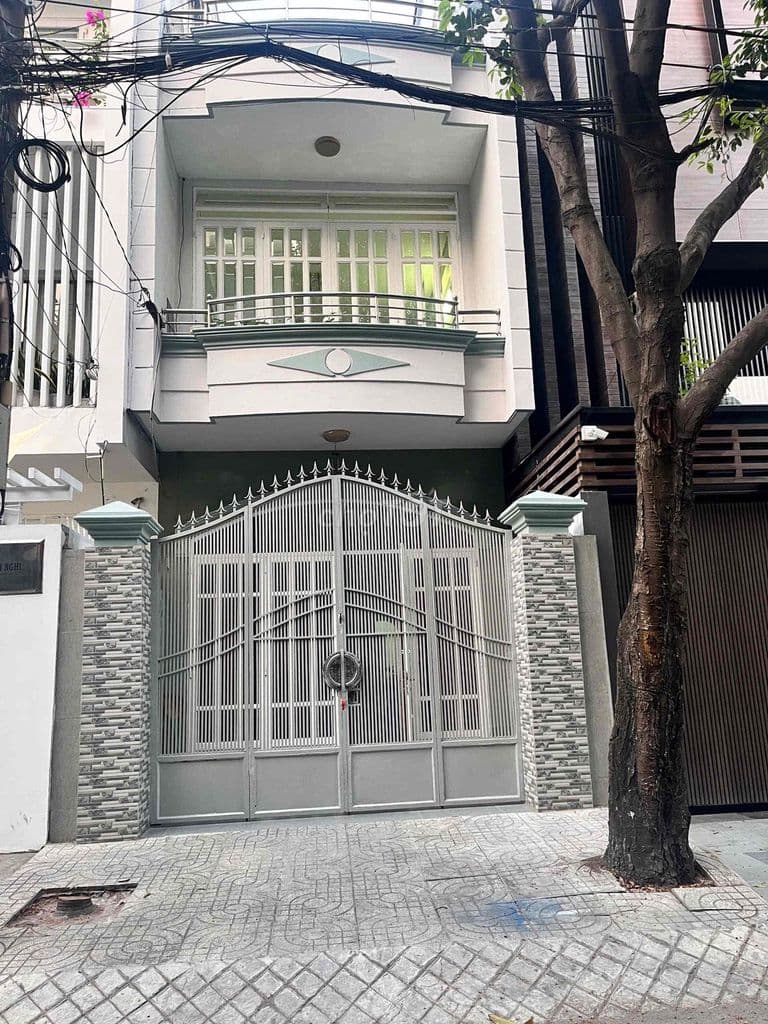 Nhà khu VIP đường Tân Hương (4x22m vuông) Nhà 3 Tầng kiên cố