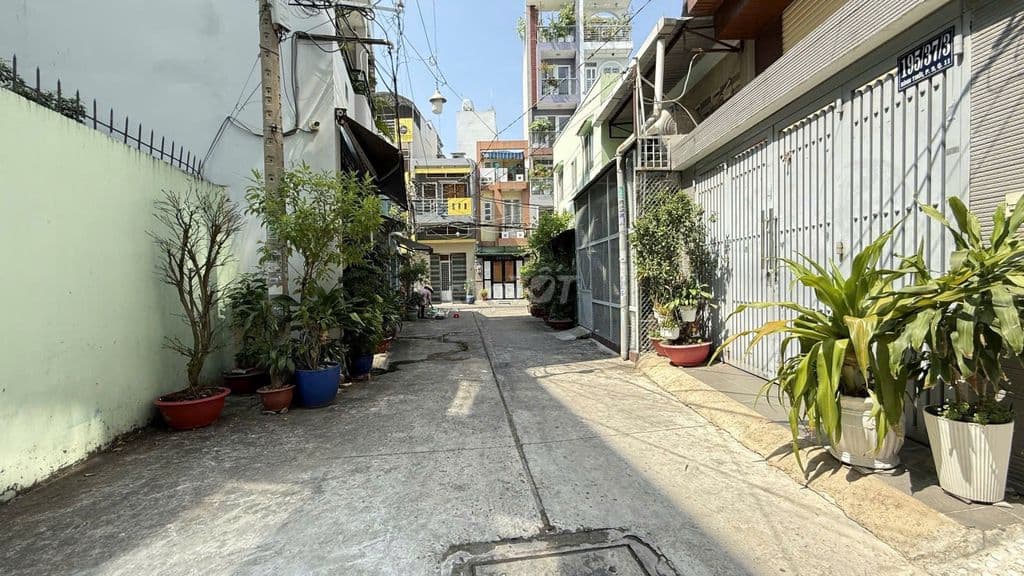 Chính chủ - Cần bán gấp nhà xe hơi quay đầu, P5, Q11 | 120m2 - Ảnh 2