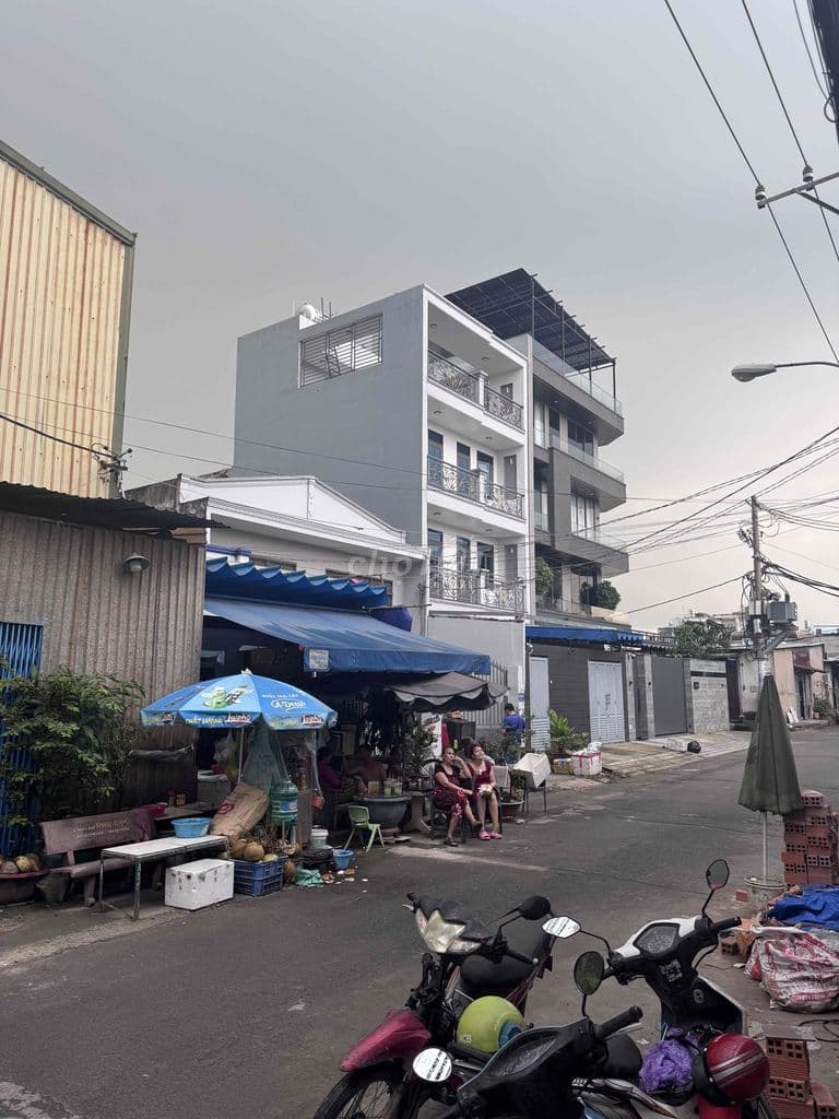 Nhà Xưởng HL2 bình tân , 10.35x21m công nhận đủ , hẽm 10m xe tải