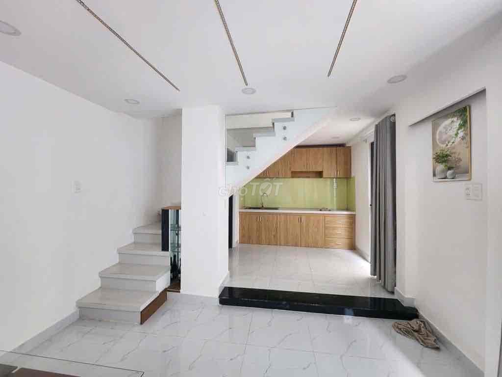 Bán nhà Quang Trung, 35m2, 2 Tầng, 2PN, kế chợ Hạnh Thông Tây , TL