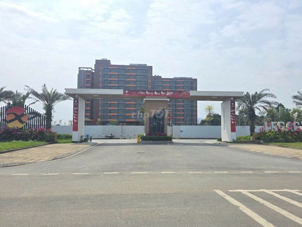 Gấp! 2.9 tỷ có ngay 135m đất Hòa Lạc, MT: 6M, gần ĐH quốc gia, FPT