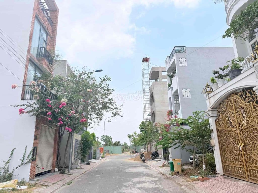 CHỦ NGỘP BANK CẦN BÁN NHANH LÔ ĐẤT SIÊU ĐẸP KẾ THE GLOBAL CITY