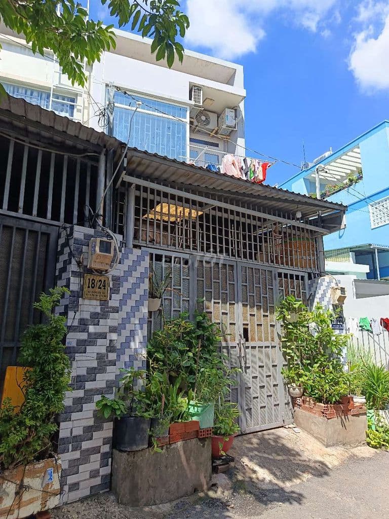 4,5 TỶ - NHÀ 2 TẦNG, 3PN - HẺM XE HƠI -67M2 - ĐS 8, LINH XUÂN