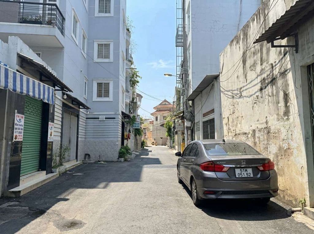 73M2 NỞ HẬU - T.T BÌNH THẠNH - XÂY DỰNG CAO TẦNG CHỈ 5.1T